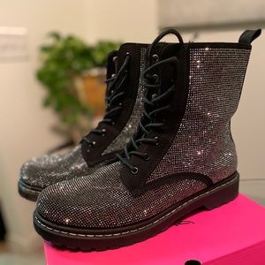 🔥Bling Combat Boots 🔥